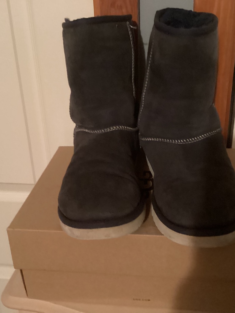 Ugg